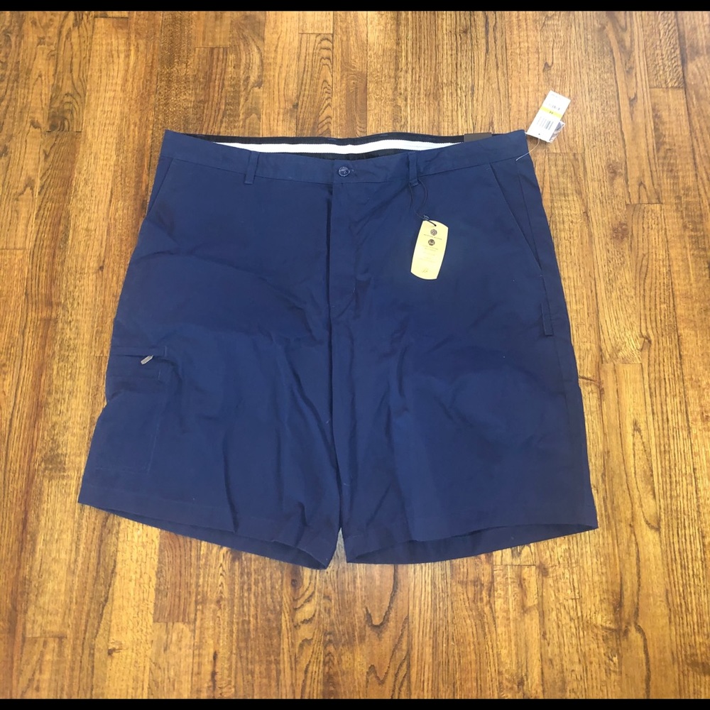 NWT Greg Norman 5 Iron Short Navy Size 44